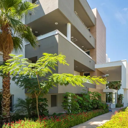 Modern Duplex Penthouse In Royal Banus Roof Top! Marbella