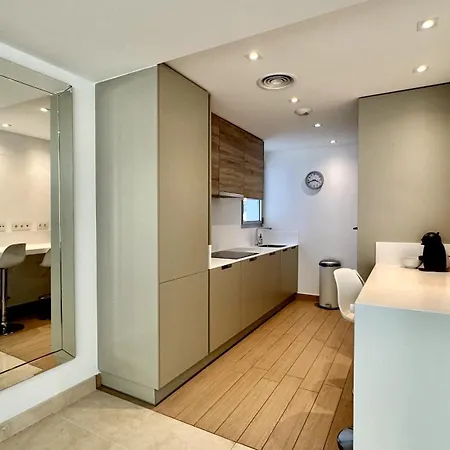 Modern Duplex Penthouse In Royal Banus Roof Top!
